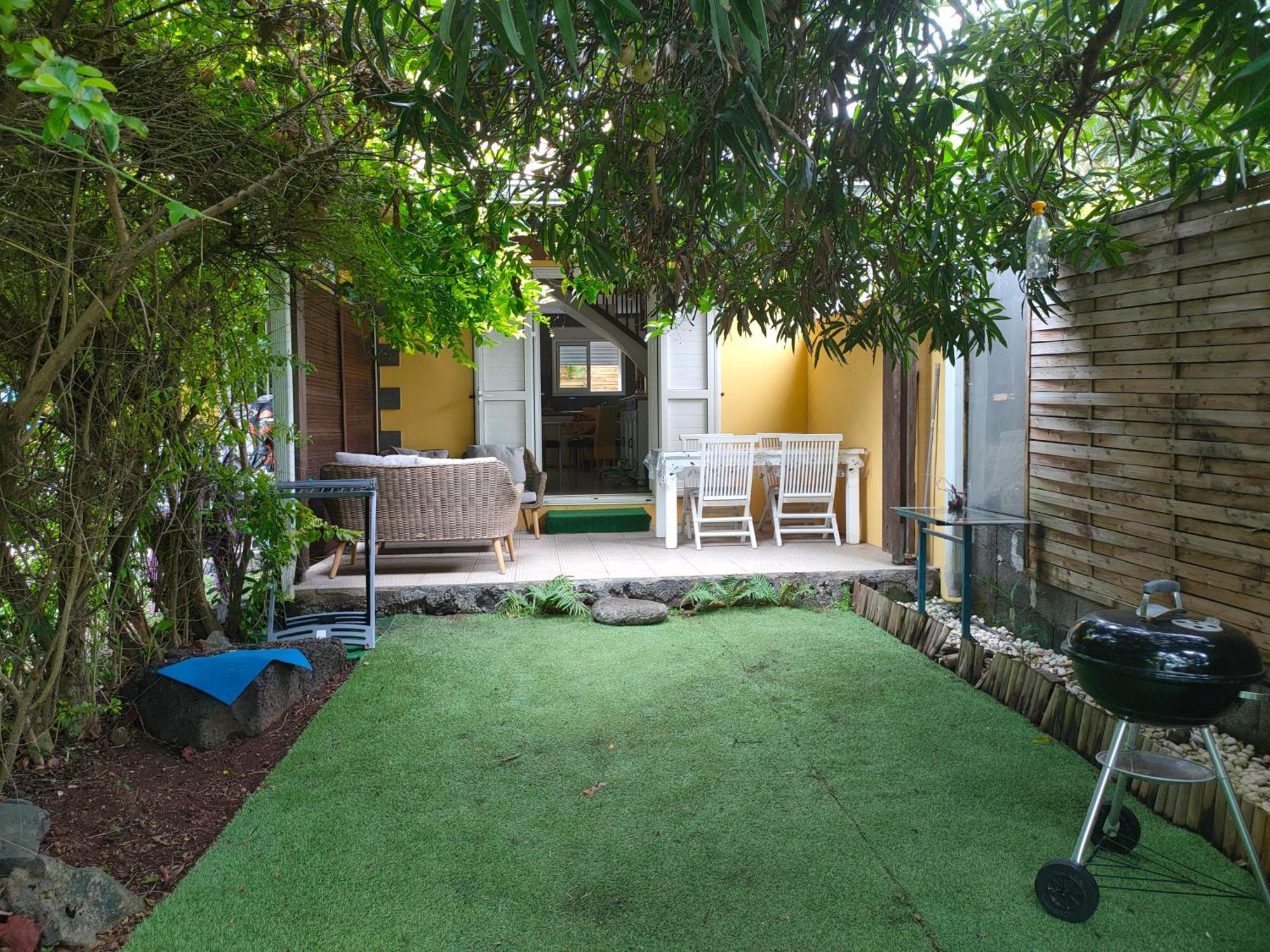 Petite Maison A 12Mn Du Bassin De Manapany Сен-Жозеф Екстер'єр фото